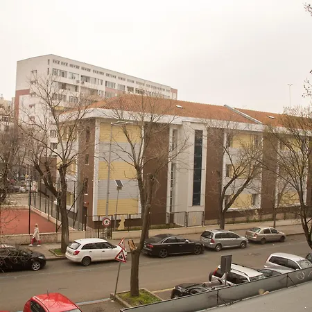 2 Bedrooms - Downtown - Excellent Location *