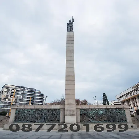 2 Bedrooms - Downtown - Excellent Location Daire Burgaz